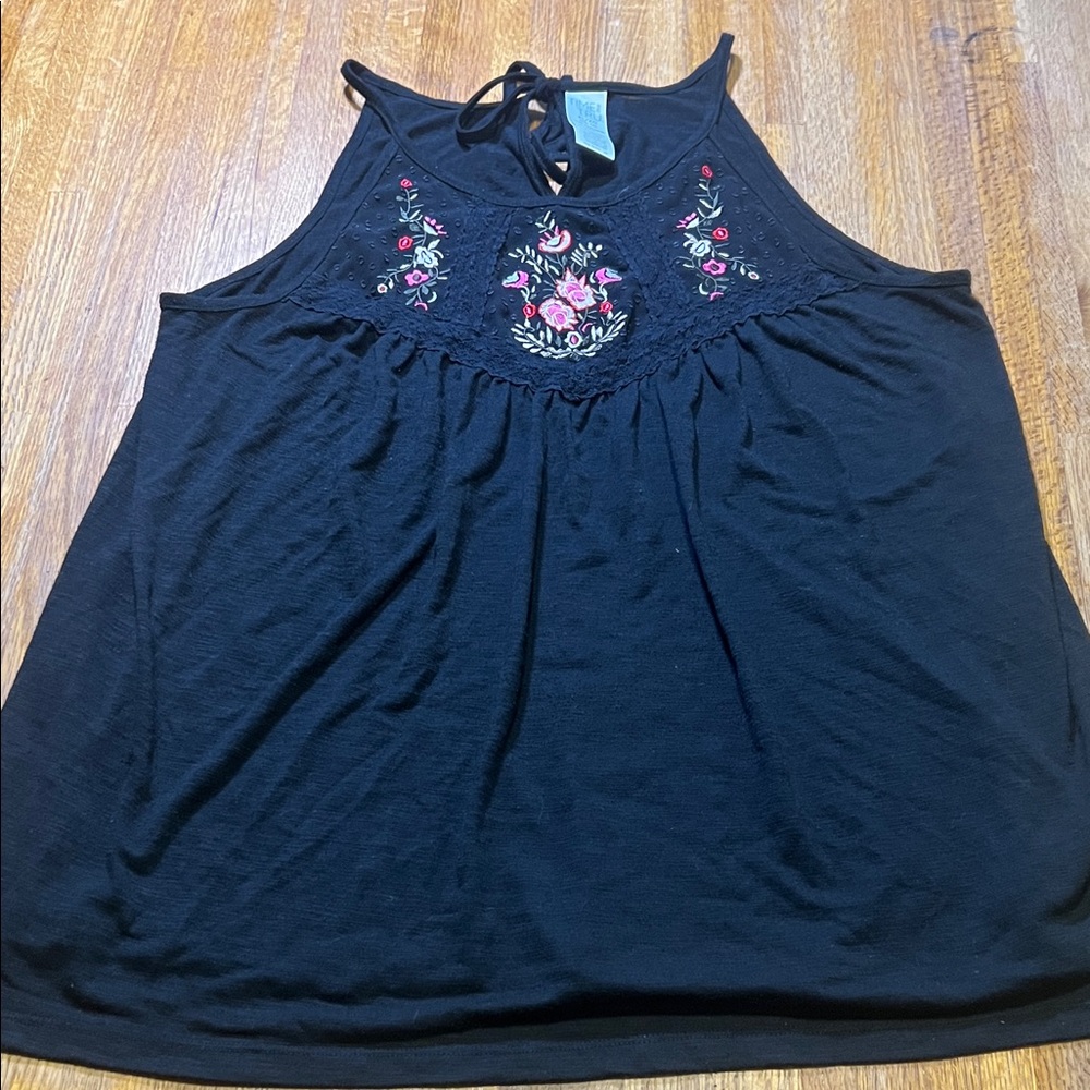 Time and Tru Women XL Black Spaghetti Strap Floral Embroidery BOHO Summer Top